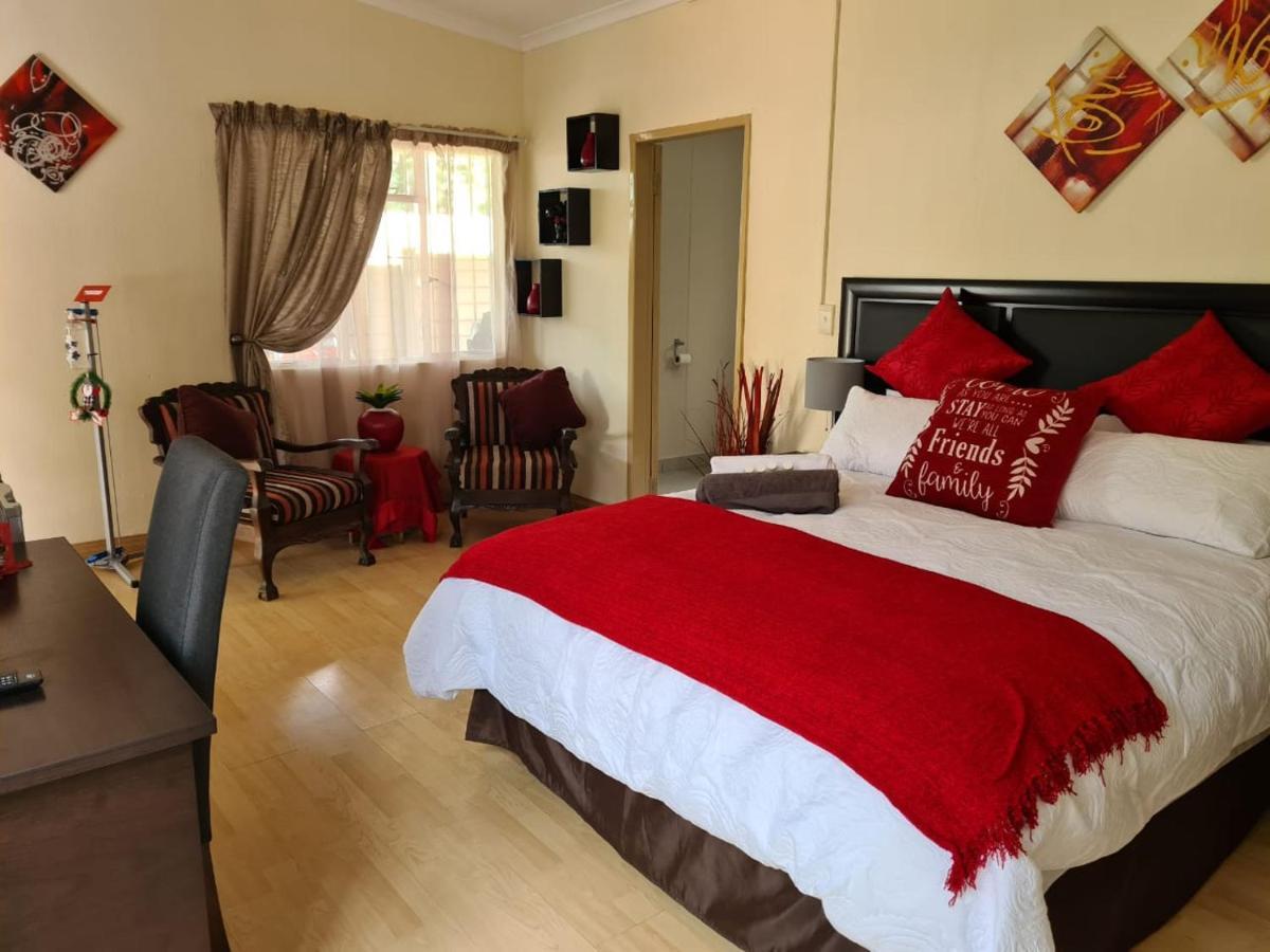 Christa'S Place 897 Претория Екстериор снимка